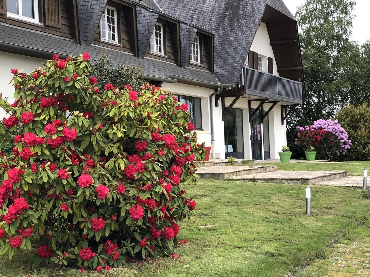 ホテル La Cle Des Champs Le Teilleul エクステリア 写真