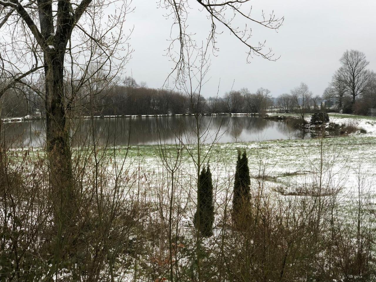 ホテル La Cle Des Champs Le Teilleul エクステリア 写真
